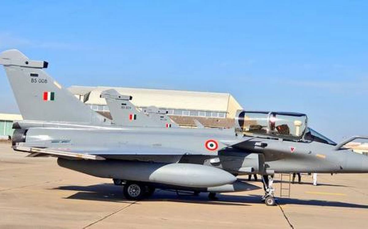 You are currently viewing 3 More Rafale Jets Take Off From France For IAF Airbase
