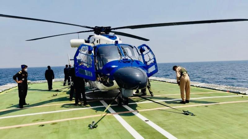 You are currently viewing Indian Coast Guard Inducts 3 ALH Mk-III Helicopters