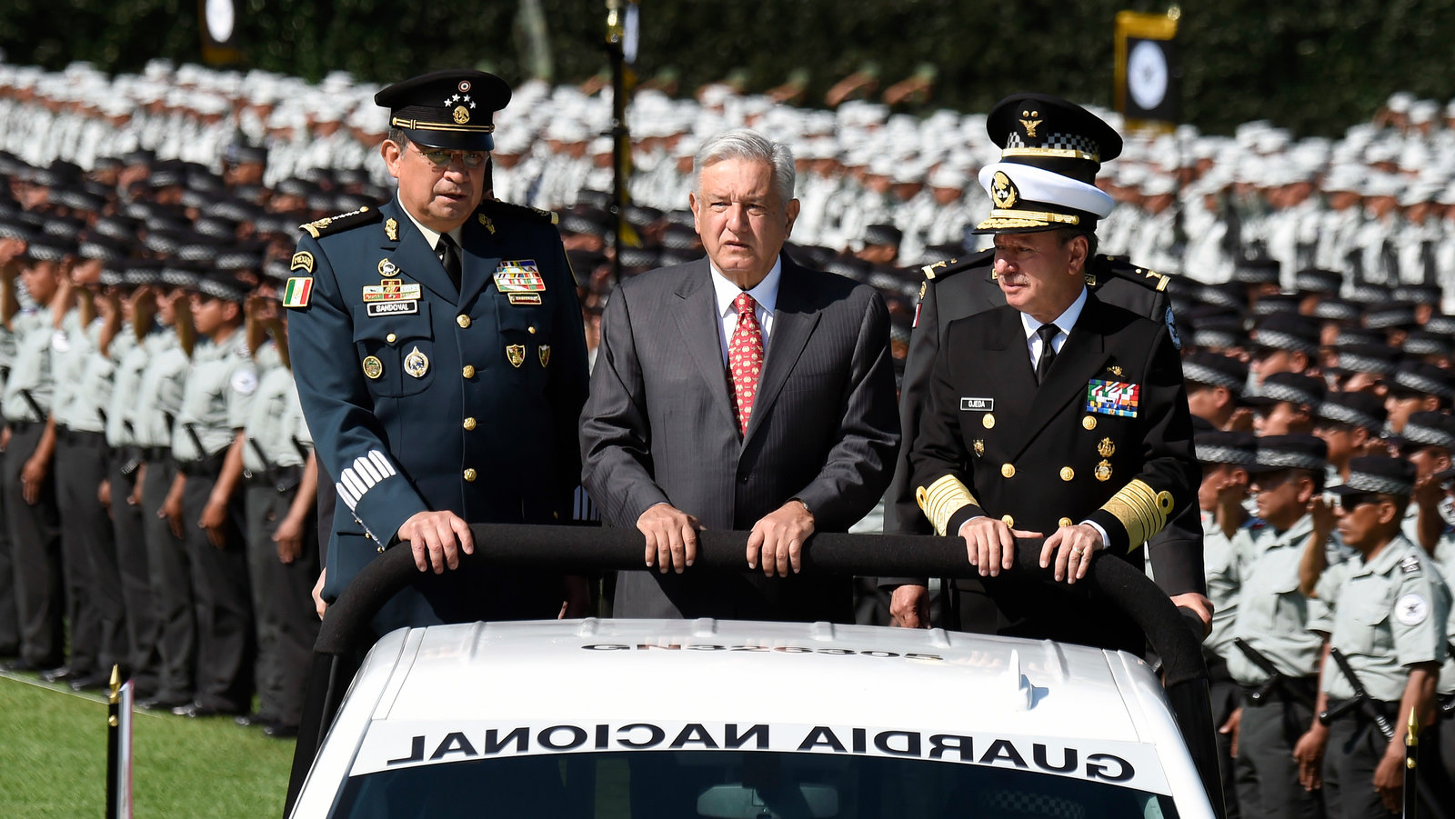 You are currently viewing Mexican President to Make National Guard Part of Army