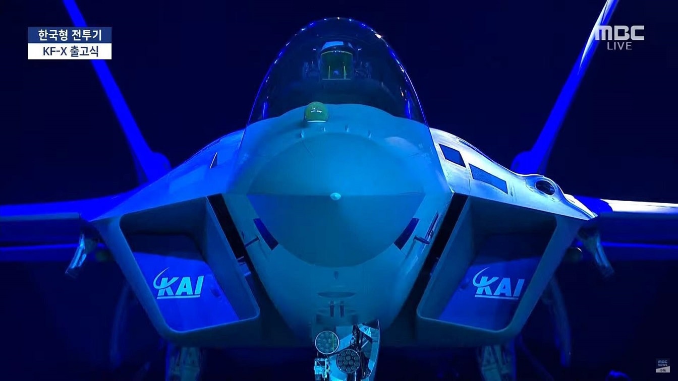 You are currently viewing The South Korean F-35 now carries cruise missiles