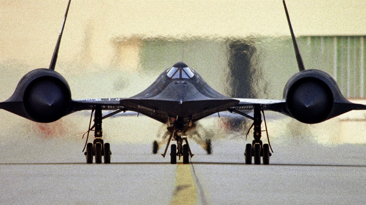 Read more about the article How Fast Did the SR-71 Blackbird Fly at its Max? Try Mach 3.5