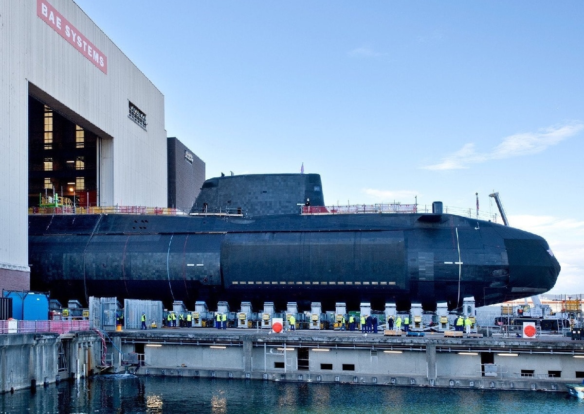 Read more about the article The Submarine Is as Unnoticeable as a Dolphin