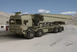 Read more about the article Innovative Anaconda Bridge System for Military Trucks Revealed
