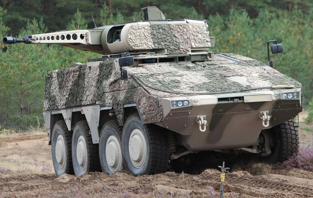 Read more about the article German Army Beefs Up Armored Battalions with PuBo: A Boxer with Puma Punch